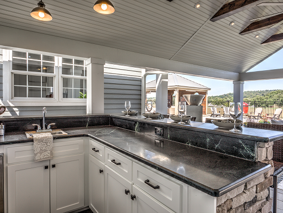 Display 3 Outdoor Kitchen
